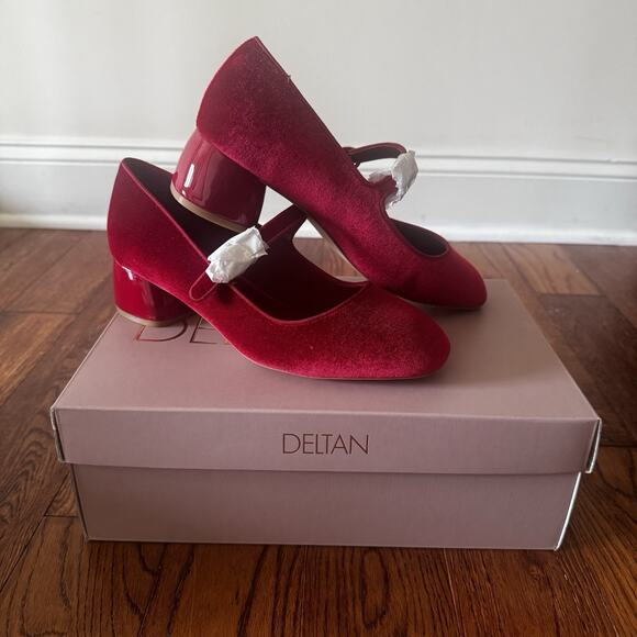 New Deltan Grace Lava Falls Women's 7 Red Velvet Mary Janes Block Heels Buckle - Picture 1 of 15